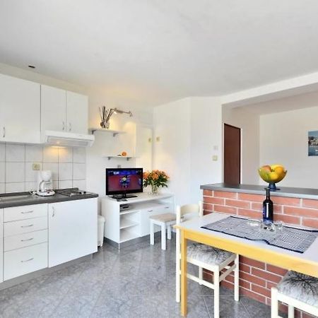 Studio Apartments 4 Two Bol Luaran gambar