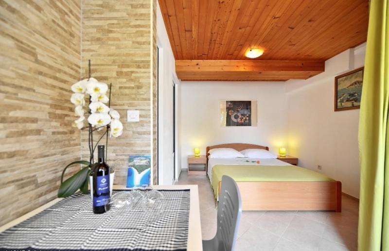Studio Apartments 4 Two Bol Luaran gambar