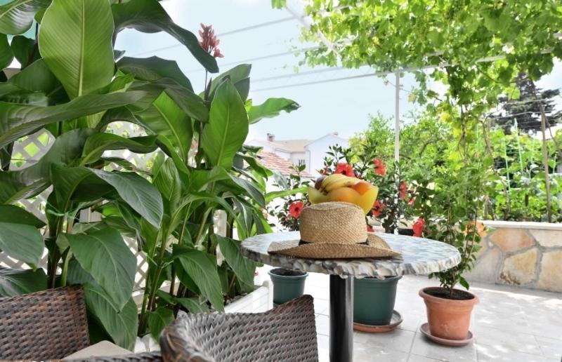 Studio Apartments 4 Two Bol Luaran gambar