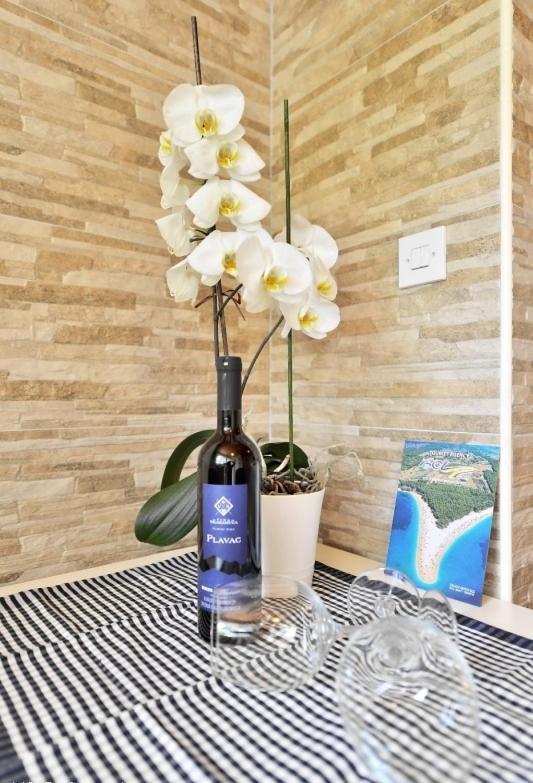 Studio Apartments 4 Two Bol Luaran gambar