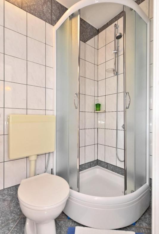 Studio Apartments 4 Two Bol Luaran gambar